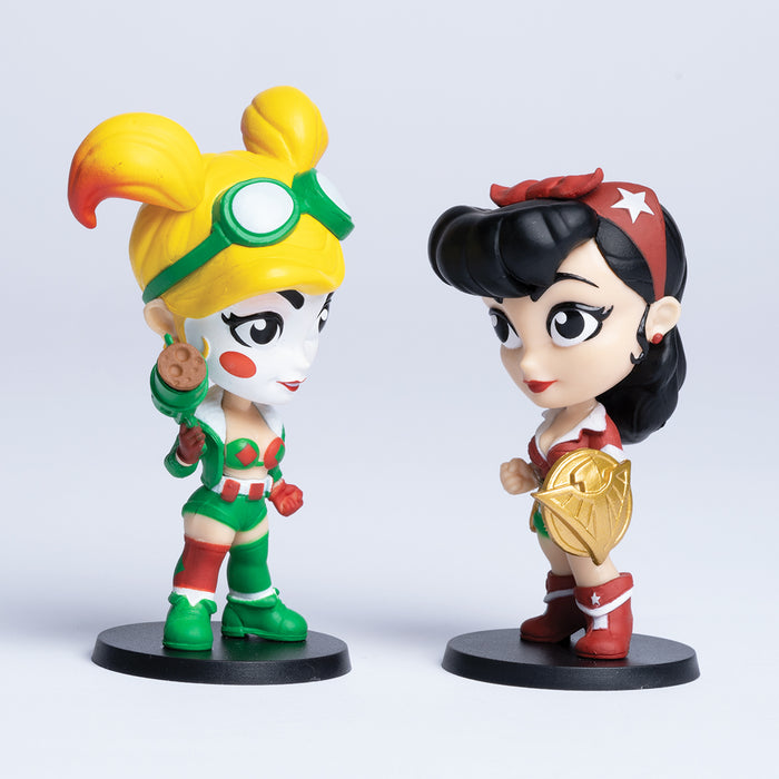 Harley Quinn and Wonder Woman Holiday Edition DC Lil Bombshells Vinyl Figures (Cryptozoic Exclusive)